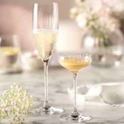 Leonardo Champagneglas Poesia - 250 Ml - 6 Stuks -Keukenbenodigdheden Winkel 069167 4 K 0047f074 baa0 46e1 881f aa4902be882f 3000x