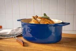 Saveur Selects Braadpan Ovaal Voyage - Classic Blue - ø 30 Cm - Geëmailleerde Anti-aanbaklaag -Keukenbenodigdheden Winkel 1 2 16 scaled 1