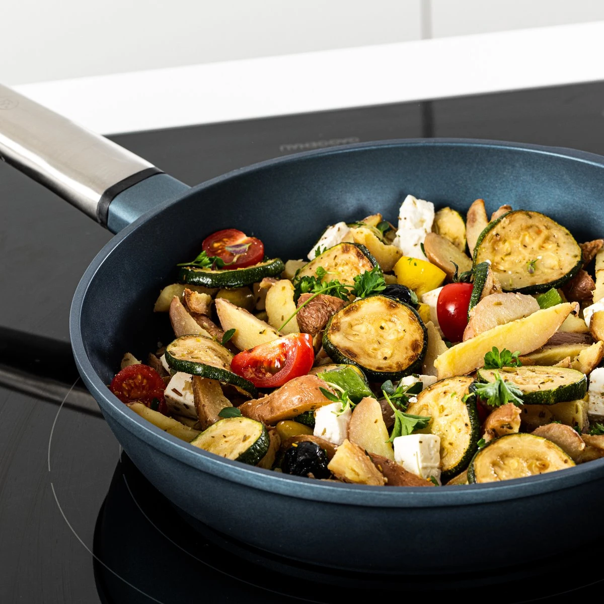 Westinghouse Koekenpannenset Performance - ø 24 En 28 Cm - Blauw - Inductie En Alle Andere Warmtebronnen 7 Westinghouse Koekenpannenset Performance - ø 24 En 28 Cm - Blauw - Inductie En Alle Andere Warmtebronnen - Afbeelding 5