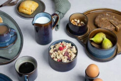 Cosy & Trendy Schenkkan Quintana Blue - 1.4 Liter 11 Cosy & Trendy Schenkkan Quintana Blue - 1.4 Liter -Keukenbenodigdheden Winkel 26 quintana 26