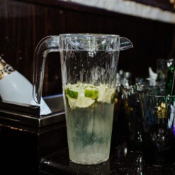 Koziol Schenkkan / Karaf - Onbreekbaar Superglas - Transparant Kunststof 1.5 Liter -Keukenbenodigdheden Winkel 3687 club pitcher cc os