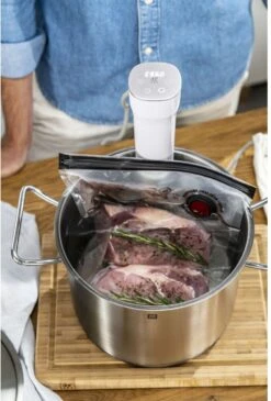 Zwilling Sous Vide Stick Enfinigy - Nauwkeurige Temperatuurinstelling - IPX7 Waterproof - Zwart 26 Zwilling Sous Vide Stick Enfinigy - Nauwkeurige Temperatuurinstelling - IPX7 Waterproof - Zwart -Keukenbenodigdheden Winkel 4009839546716 11