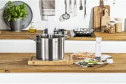 Zwilling Sous Vide Stick Enfinigy - Nauwkeurige Temperatuurinstelling - IPX7 Waterproof - Zwart 27 Zwilling Sous Vide Stick Enfinigy - Nauwkeurige Temperatuurinstelling - IPX7 Waterproof - Zwart -Keukenbenodigdheden Winkel 4009839546716 12