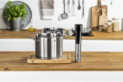 Zwilling Sous Vide Stick Enfinigy - Nauwkeurige Temperatuurinstelling - IPX7 Waterproof - Zwart 19 Zwilling Sous Vide Stick Enfinigy - Nauwkeurige Temperatuurinstelling - IPX7 Waterproof - Zwart -Keukenbenodigdheden Winkel 4009839546716 4