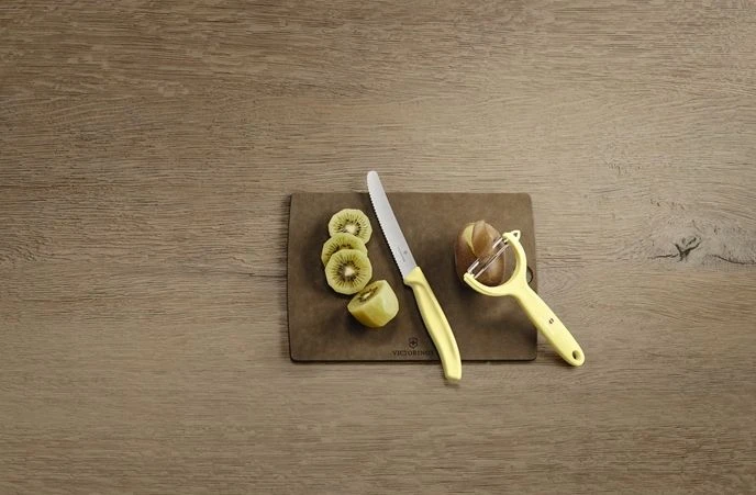 Victorinox Messenset Swiss Classic - Geel - 3-delig 5 Victorinox Messenset Swiss Classic - Geel - 3-delig - Afbeelding 3