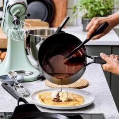 KitchenAid Steelpan Classic Forged - ø 16 Cm / 1.5 Liter - Keramische Anti-aanbaklaag -Keukenbenodigdheden Winkel 81QE255Mf6L. AC SL1500