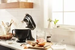 KitchenAid Keukenmachine Artisan - Kantelbare Kop - Onyx Zwart - 4.8 Liter - 5KSM175PSEOB -Keukenbenodigdheden Winkel 8597015010205B15D 3