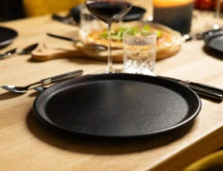 Jay Hill Pizzaborden Speckle Black - ø 32 Cm - 4 Stuks -Keukenbenodigdheden Winkel AR7A5848