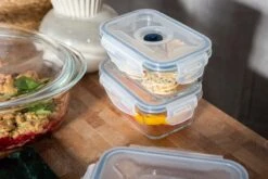 Sareva Vacuum Ovenschalen / Vershoudbakjes - Hittebestendig Glas - 3 Delige Set / 970 Ml + 1.7 Ltr 10 Sareva Vacuum Ovenschalen / Vershoudbakjes - Hittebestendig Glas - 3 Delige Set / 970 Ml + 1.7 Ltr -Keukenbenodigdheden Winkel Crumble in ovenschaal en vershoudbakjes 4 2