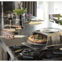 Fernus & Friends Pizza Oven - Voor Fornuis - Pure Polished Aluminium - Voor ø 26 Cm Pizza's 13 Fernus & Friends Pizza Oven - Voor Fornuis - Pure Polished Aluminium - Voor ø 26 Cm Pizza's -Keukenbenodigdheden Winkel Fernus Pizza Zilver