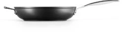 Le Creuset Sauteerpan Les Forgées TNS - ø 28 Cm / 3.2 Liter - Standaard Anti-aanbaklaag -Keukenbenodigdheden Winkel LC 20190328 ZS PS FS 51101280010202 003 1