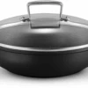 Le Creuset Hapjespan Met Deksel - Les Forgées TNS - ø 24 Cm / 2.3 Liter - Standaard Anti-aanbaklaag -Keukenbenodigdheden Winkel LC 20190624 ZS PS FS 51107240010502 001