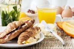 Laguiole Style De Vie Botermessen Parelmoer - 4 Stuks -Keukenbenodigdheden Winkel Laguiole botermes parelmoer gr 1