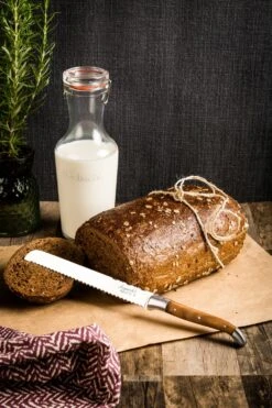 Laguiole Style De Vie Broodmes Olijfhout 7 Laguiole Style De Vie Broodmes Olijfhout -Keukenbenodigdheden Winkel Laguiole broodmes olijfhout sf gr 10