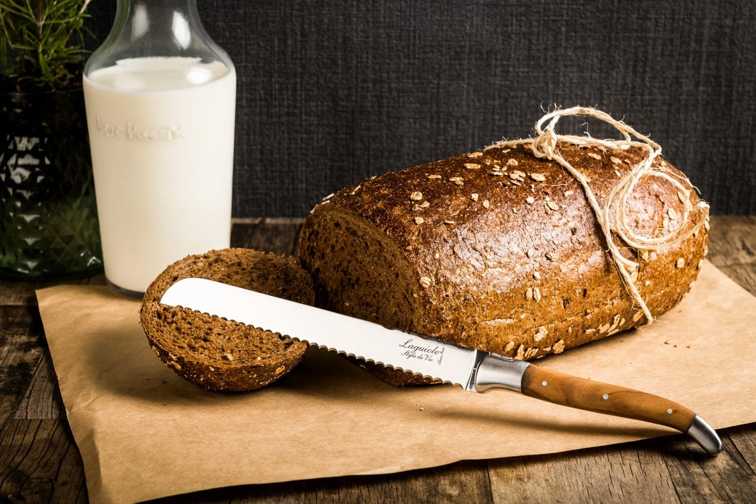 Laguiole Style De Vie Broodmes Olijfhout 5 Laguiole Style De Vie Broodmes Olijfhout - Afbeelding 3
