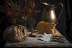 Laguiole Style De Vie Kaasmessenset Treasure 3 Stuks 10 Laguiole Style De Vie Kaasmessenset Treasure 3 Stuks -Keukenbenodigdheden Winkel Laguiole Kaasmessen Sfeer04