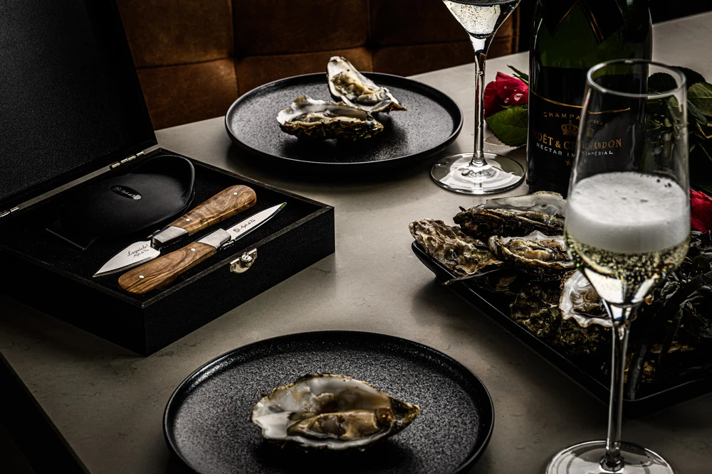 Laguiole Style De Vie Oestermessen Met Oesterhouder Luxury Line Olijfhout 6 Laguiole Style De Vie Oestermessen Met Oesterhouder Luxury Line Olijfhout - Afbeelding 4