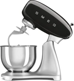 SMEG Keukenmachine - 800 W - Zwart - 4.8 Liter - SMF02BLEU 9 SMEG Keukenmachine - 800 W - Zwart - 4.8 Liter - SMF02BLEU -Keukenbenodigdheden Winkel SMF02BLEU 4