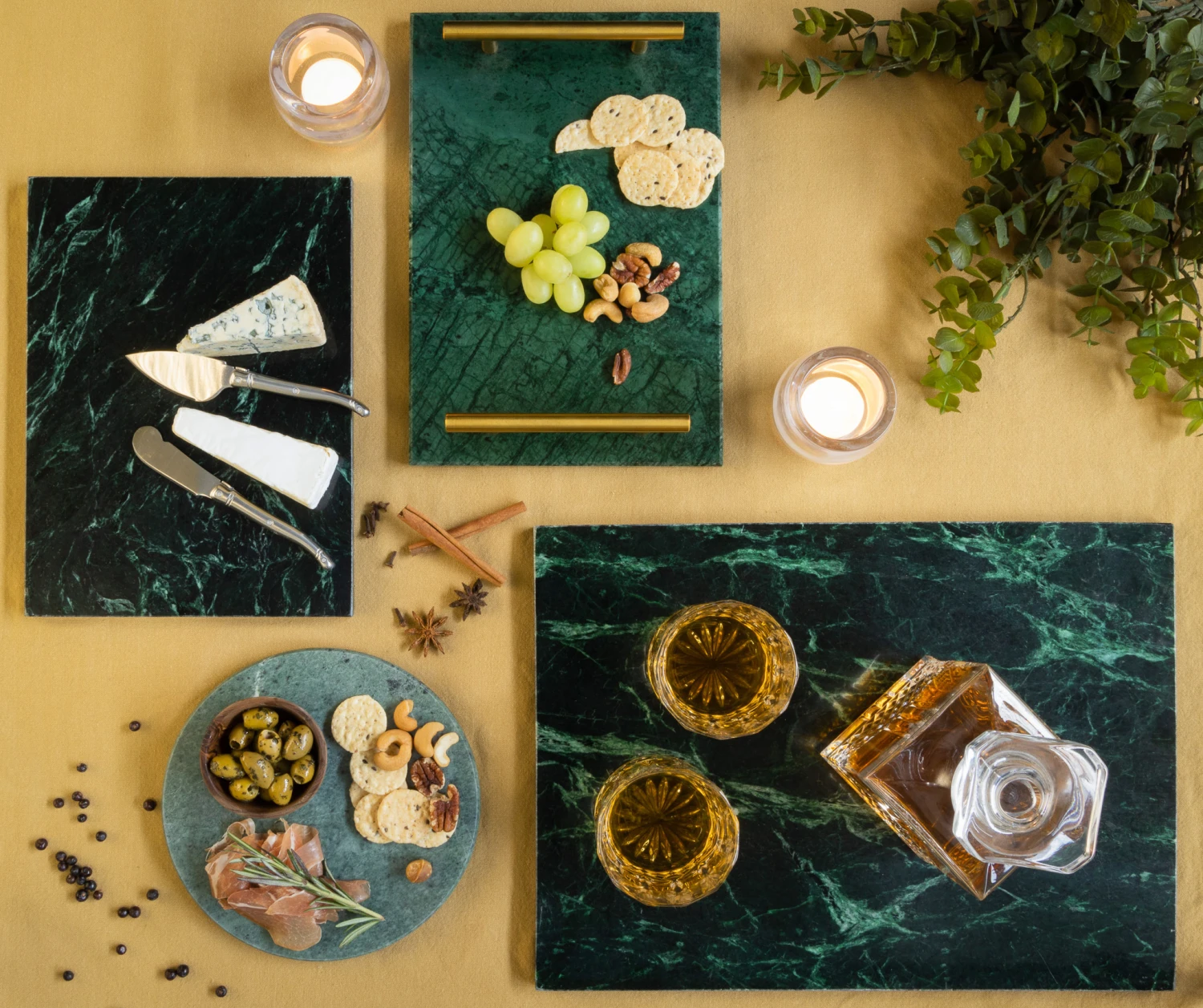 Jay Hill Snijplank / Serveerplank / Borrelplank Marmer - Licht Groen - ø 20 Cm 5 Jay Hill Snijplank / Serveerplank / Borrelplank Marmer - Licht Groen - ø 20 Cm - Afbeelding 3