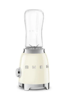 SMEG Smoothie Blender - Compact - Creme - 600 Ml - PBF01CREU 15 SMEG Smoothie Blender - Compact - Creme - 600 Ml - PBF01CREU -Keukenbenodigdheden Winkel WEB PBF01CREU 6.jpg