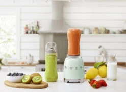 SMEG Smoothie Blender - Compact - Watergroen - 600 Ml - PBF01PGEU -Keukenbenodigdheden Winkel WEB PBF01PGEU L02.jpg