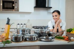 Westinghouse Koekenpan Black Signature - ø 24 Cm - Standaard Anti-aanbaklaag -Keukenbenodigdheden Winkel Westinghouse Black Signature Sfeer 2