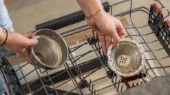 Sareva Citruspers - Gietijzer - Hevelmodel - Rood 16 Sareva Citruspers - Gietijzer - Hevelmodel - Rood -Keukenbenodigdheden Winkel citruspers 8