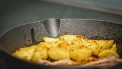 Blackwell Koekenpan - Gietijzer - ø 20 Cm - Zonder Anti-aanbaklaag 20 Blackwell Koekenpan - Gietijzer - ø 20 Cm - Zonder Anti-aanbaklaag -Keukenbenodigdheden Winkel jh gietijzer 1 7