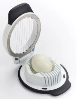 OXO Good Grips Eiersnijder -Keukenbenodigdheden Winkel oxo eiersnijder