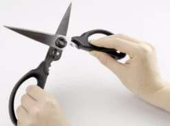 OXO Good Grips Keuken- & Kruidenschaar -Keukenbenodigdheden Winkel oxo keuken en kruidenschaar sfeer 1072121