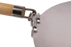 Fernus & Friends Pizza Oven - Voor Fornuis - Pure Polished Aluminium - Voor ø 26 Cm Pizza's 19 Fernus & Friends Pizza Oven - Voor Fornuis - Pure Polished Aluminium - Voor ø 26 Cm Pizza's -Keukenbenodigdheden Winkel pizza schep detail 2