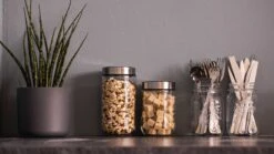 Sareva Voorraadpot - Glas / RVS Deksel - ø 9 Cm / 600 Ml -Keukenbenodigdheden Winkel sfeer 4 1