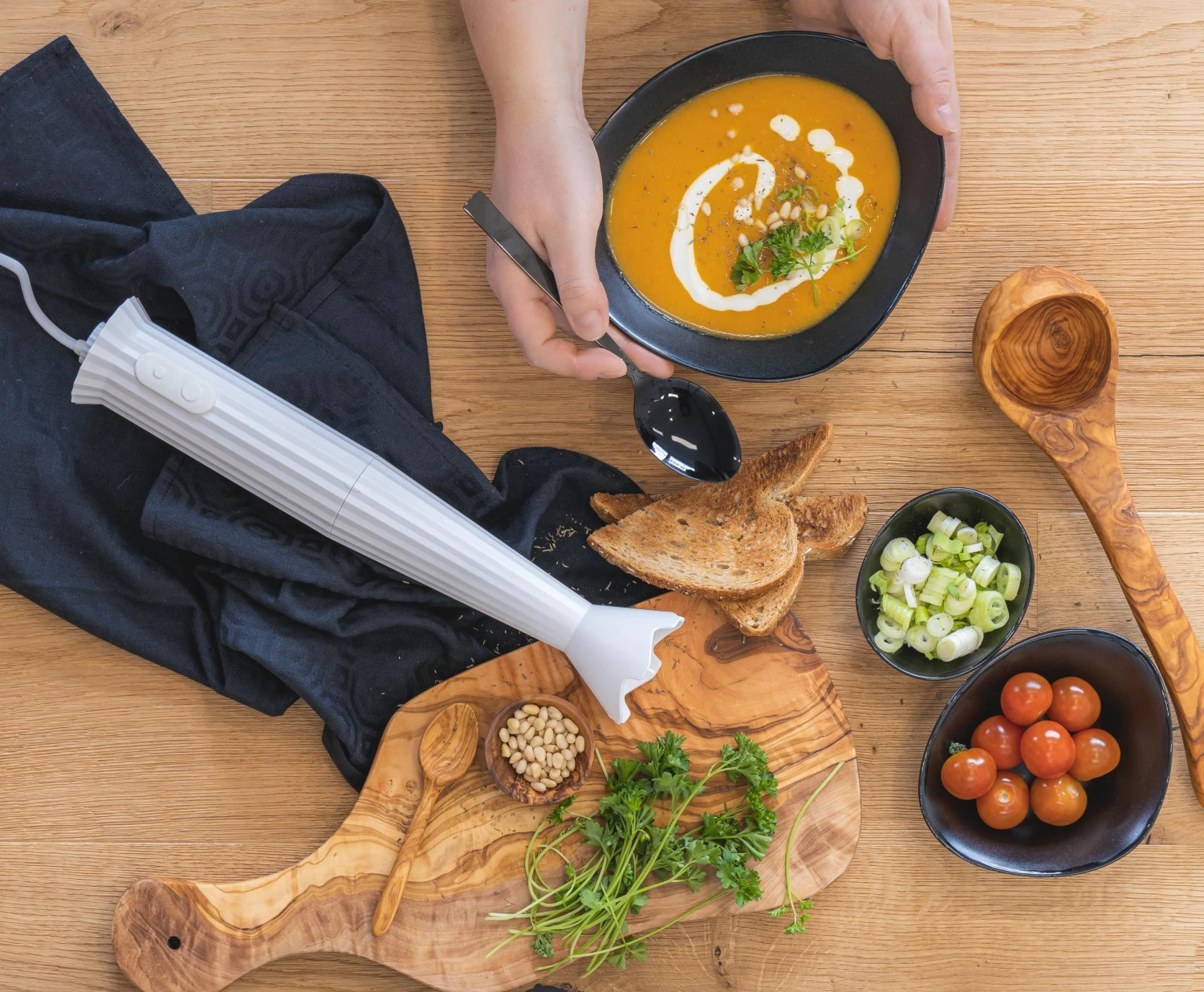 Alessi Staafmixer Set Plissé - Wit - Michele De Lucchi - MDL10S W 4 Alessi Staafmixer Set Plissé - Wit - Michele De Lucchi - MDL10S W - Afbeelding 2